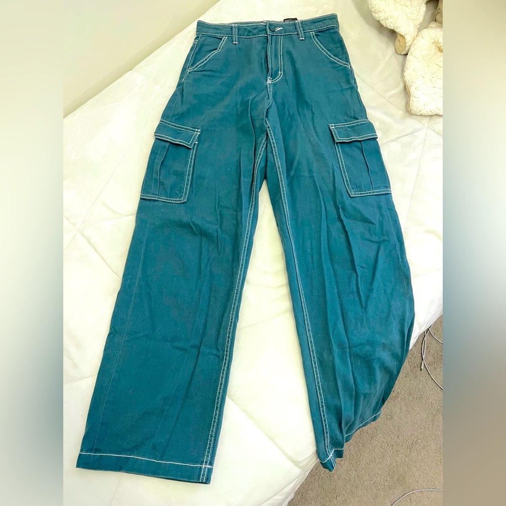 H&M green cargo pants